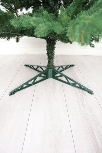 Ель "Карельская Премиум" 2,3м