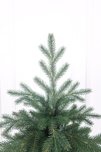 Ель "Амурская Премиум" 2,3м