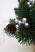 Ель 60 см шишки / серебристые ягоды
