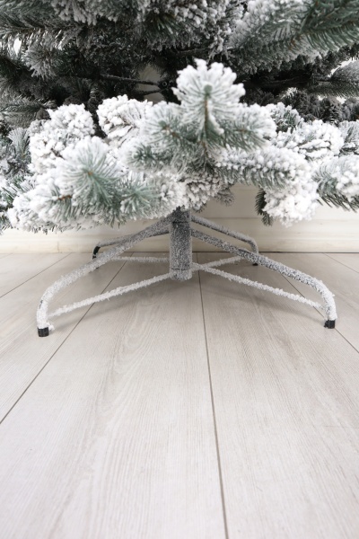 Ель "Венецианская" заснеженная (зонтик) 1,9 м