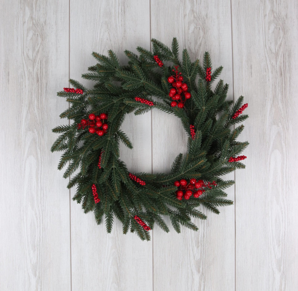 Рождественский венок "Итальянский с красными ягодами"