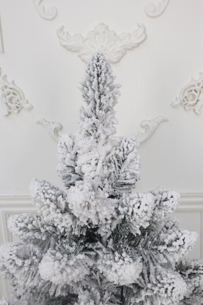 Ель "Кавказская Люкс" заснеженная  3 м. м/н