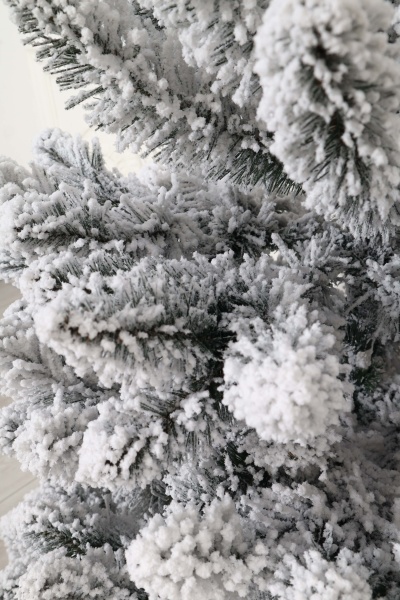 Ель "Кавказская Люкс" заснеженная  3 м. м/н