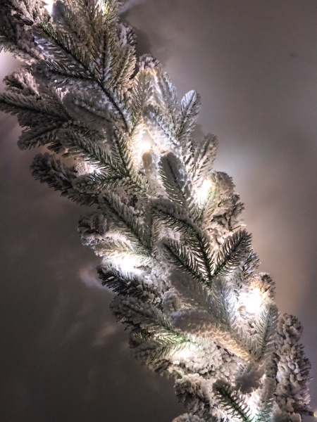 Гирлянда еловая "Метелица" Led 2.8 м