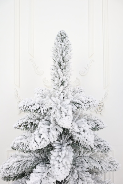 Ель "Сибирская Люкс" заснеженная 3,0 м.