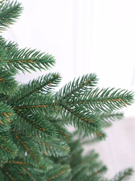 Ель "Карельская Премиум" 1,5м