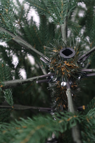 Ель "Царевна Премиум" (зонтик) 2,62 м