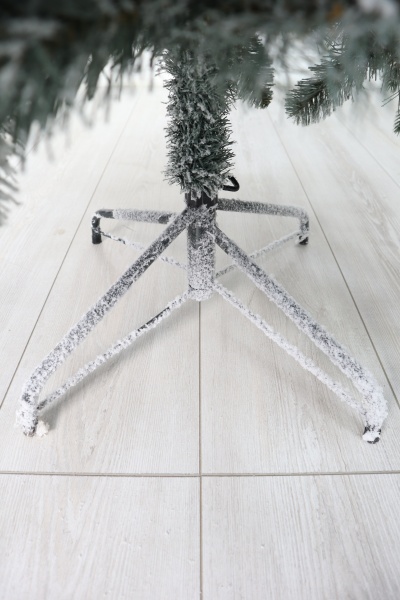 Ель "Эстонская заснеженная" 2,1 м