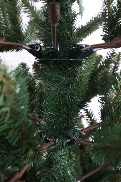 Ель "Испанская" (зонтик) 1,9 м