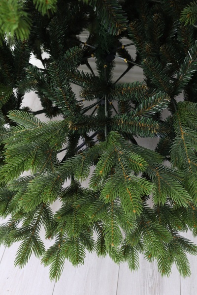 Ель "Боярская" 2,2 м