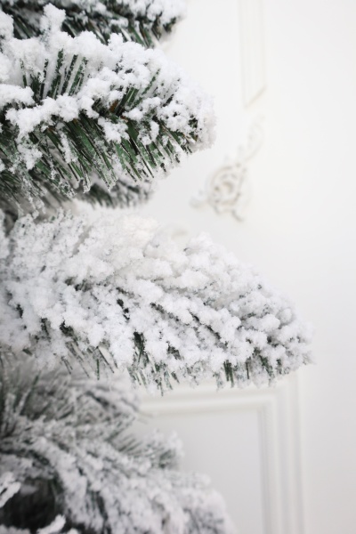 Ель "Сибирская Люкс" заснеженная 1,25 м. м/н