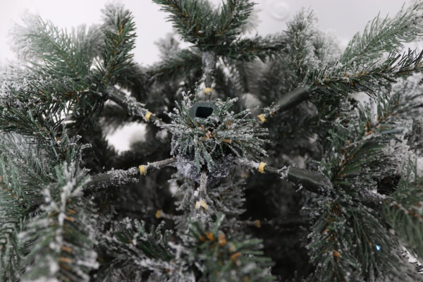 Ель "Исландия заснеженная" 1,14 м